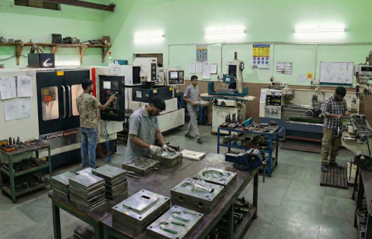 Plastic Cap Mould Manufacturers